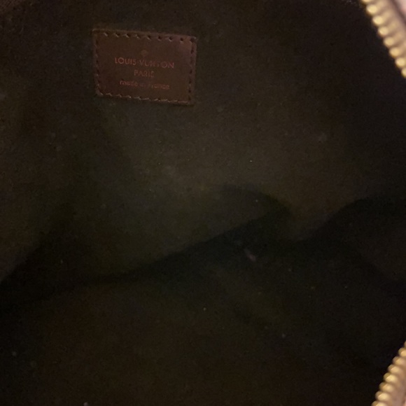 Louis Vuitton handbag - Picture 5 of 13